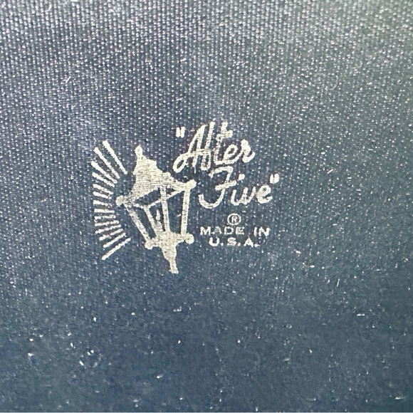 1960’S, AFTER FIVE, CLUTCH BAG OR PURSE WITH HIDDEN INSIDE HANDLE. - Picture 9 of 10